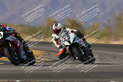 media/Dec-17-2022-SoCal Trackdays (Sat) [[224abd9271]]/Turn 7 Set 1 (1125am)/